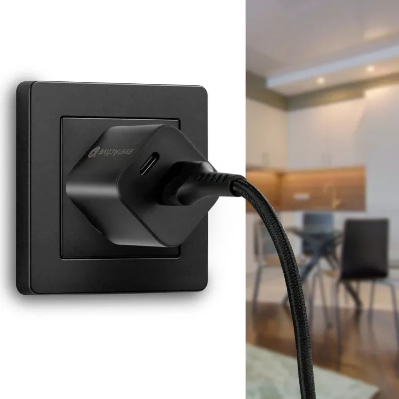 everActive CBB-1IBR USB-A na Lightning RGB LED pletený kábel 1m 2.4A čierny