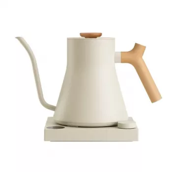 Fellow Stagg EKG PRO elektrická kanvica na pour-over 900ml sezamovo-béžová s drevenou rukoväťou