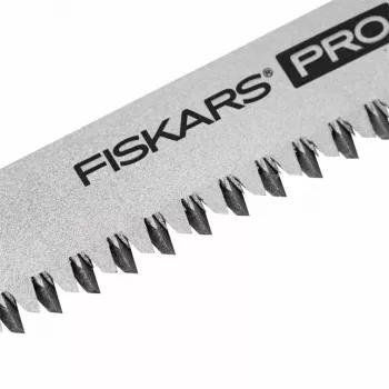 Fiskars Pro Compact skladacia píla, 160 mm čepeľ, dva čepele, SoftGrip rukoväť, bezpečnostná poistka