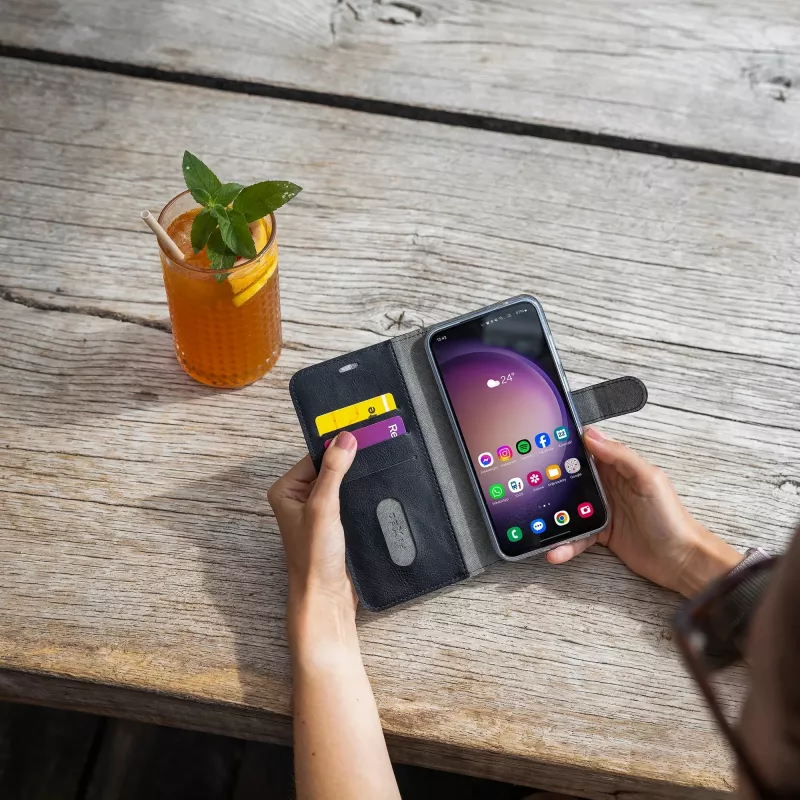 Fixed Opus Book Case pre Samsung Galaxy A37 5G, umelá koža, čierna