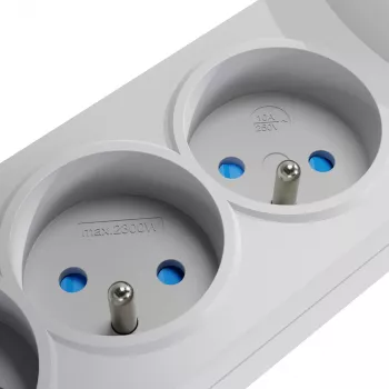 GETFORT 5-násobná prepäťová ochrana predlžovacia zásuvka s 2 USB nabíjacími portmi, 5m kábel, sivá