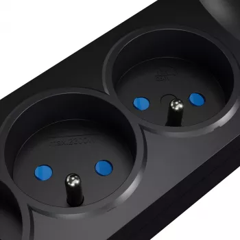 GETFORT predlžovacia zásuvka s prepäťovou ochranou 5P-1.5M-B-USB, 5 zásuviek, 2 USB, 1,5 m, čierna