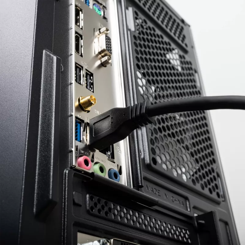 Gizzu USB 3.0 aktívny predlžovací kábel 5m - čierny