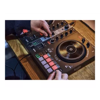 Hercules DJ Essentials Kit s DJControl Inpulse 200, reproduktormi DJMonitor 32 a slúchadlami HDP DJ45
