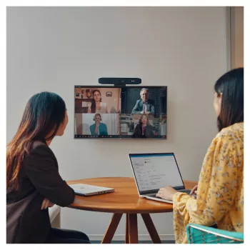 HP Studio R30 USB video bar