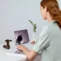 JISULIFE ručný ventilátor 8 hnedý - prenosný nabíjateľný mini ventilátor s funkciou powerbanky