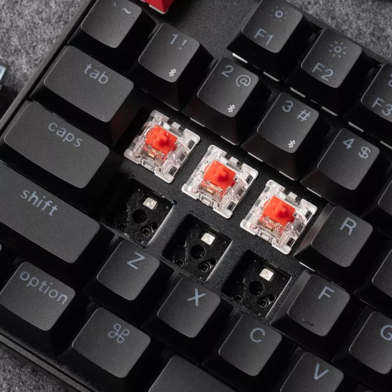 Keychron K8 QMK 80% TKL bezdrôtová mechanická klávesnica V2 Red Switches - čierna