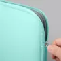 LAUT Huex Pastels Hard Shell Case pre MacBook Air 13 palcov - levanduľová