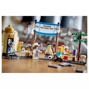LEGO One Piece 75646 Garps Marine-Schlachtschiff stavebnica