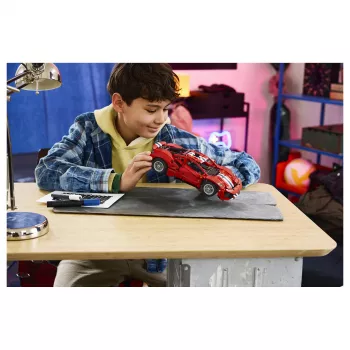 LEGO Technic 42235 Ferrari 488 Pista pretekárske auto modelová sada