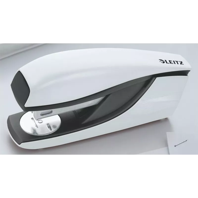 Leitz NeXXt 5502 WOW kovová zošívačka biela 40 x 145 x 58 mm 260 g 5502-10-01