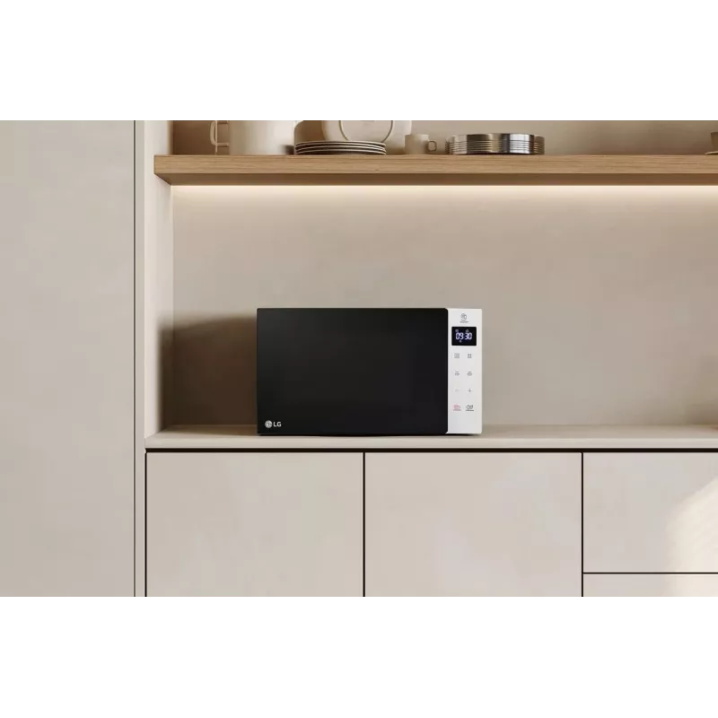 LG MS2032GASW Voľne stojaca solo mikrovlnná rúra 20 litrov 700W biela