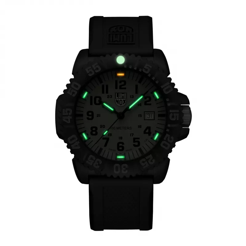 Luminox X2.2067.1 pánske hodinky 44mm Swiss Quartz hnedá koža