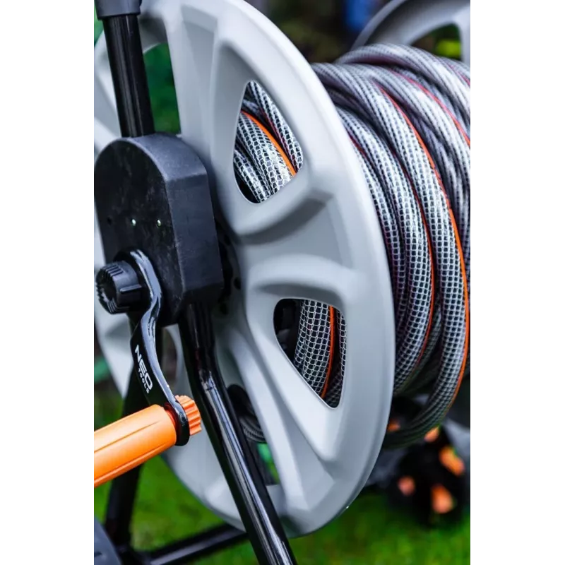 NEO Tools 15-842 záhradná hadica 1/2 palca 50 m 3-vrstvová PVC vystužená zelená