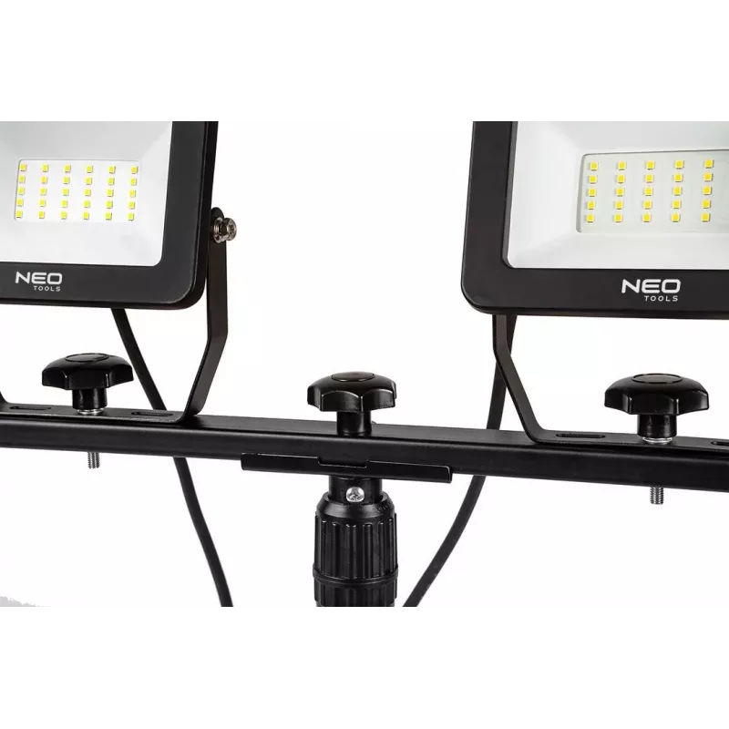 NEO TOOLS dvojitý reflektor 2x50W SMD LED 8500lm 230V na statíve 1,8m