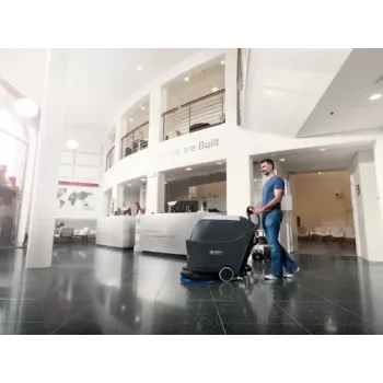 Nilfisk Efficient akumulátorový čistiaci stroj 50000334