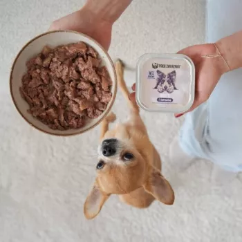 PAKA ZWIERZAKA moriak a brusnice mokré krmivo pre psy – bez obilnín, 150 g vrecko