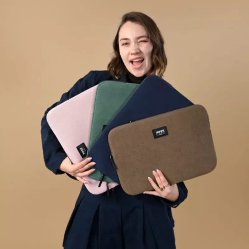PORT MILANO II ECO puzdro na notebook 16