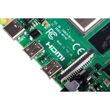 Raspberry Pi 4 Model B 4GB LPDDR4 (zelená)