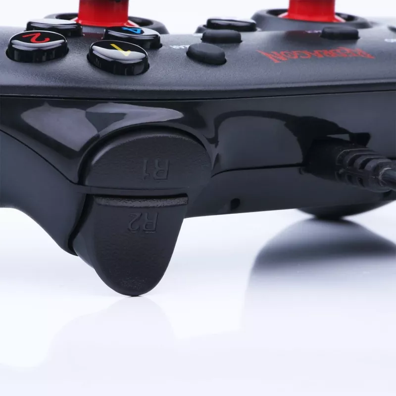 REDRAGON SATURN káblový X/D-Input PC ovládač čierny