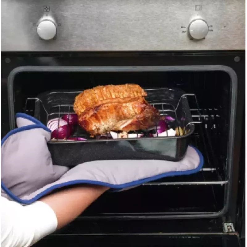Russell Hobbs CW91612EU7 34cm smaltovaný pekáč s mriežkou