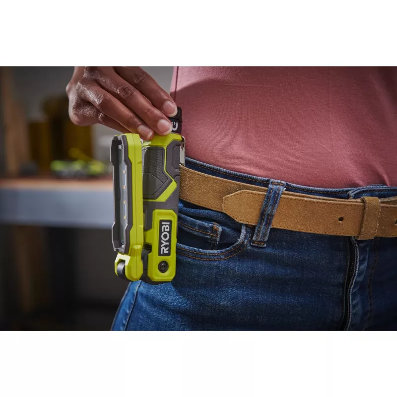 RYOBI 4V USB Lithium Stick Light RLI4-0 (batéria a nabíjačka nie sú súčasťou dodávky)