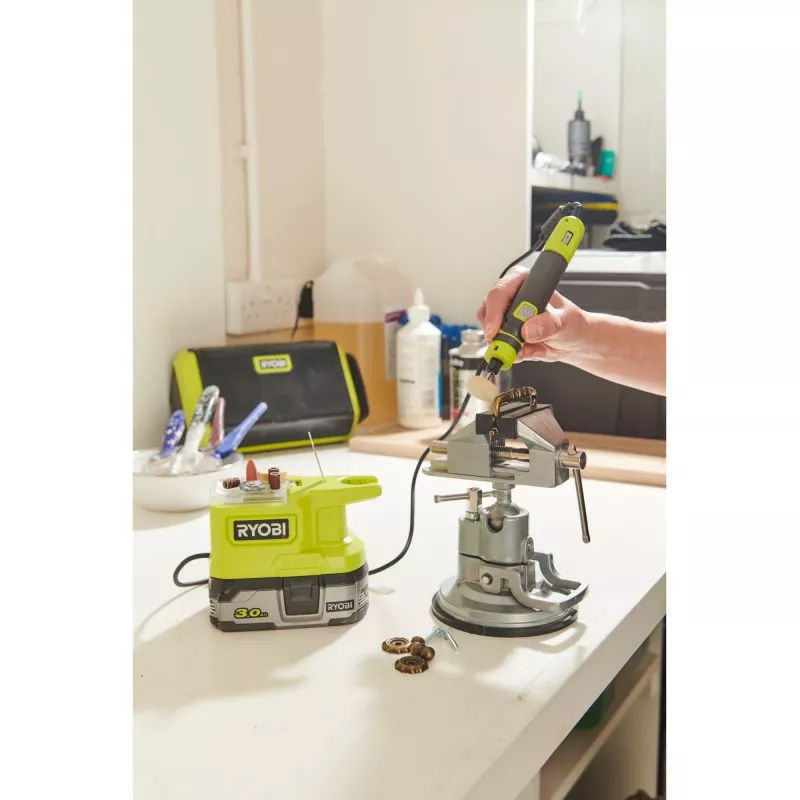 RYOBI ONE+ 18V akumulátorové multifunkčné náradie RRT18-0 s 15 dielmi príslušenstva