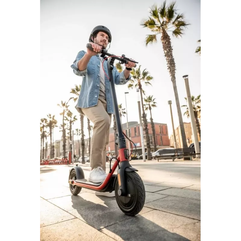 Segway Ninebot eKickscooter D38E čierno-červený