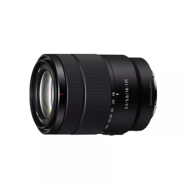 Sony E 18-135mm f/3.5-5.6 OSS objektív (SEL18135B.SYX)