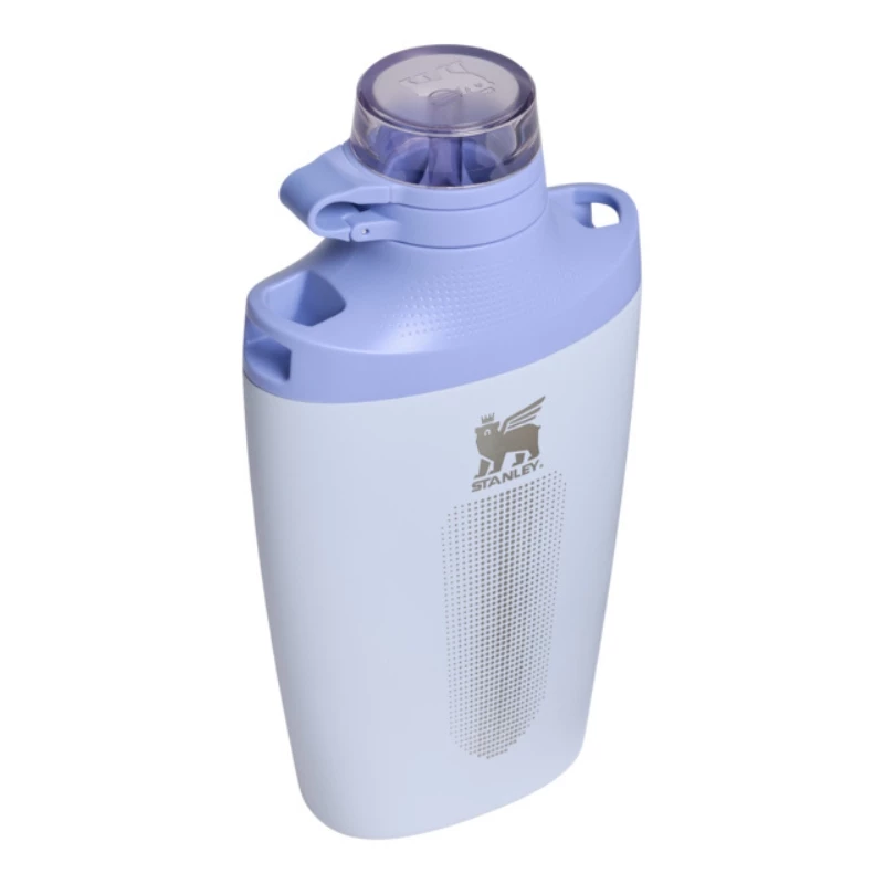STANLEY Cross Bottle 0,68L izolačná fľaša s ramenným popruhom, svetlomodrá