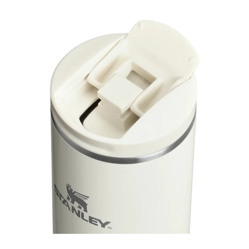 STANLEY The Transit Fliptop Mug 0,59L lesklá krémová