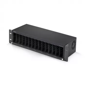 StarTech.com 15-slotový mediálny chassis so 4-bay SATA RAID úložiskom, USB 3.0, TAA-kompatibilný