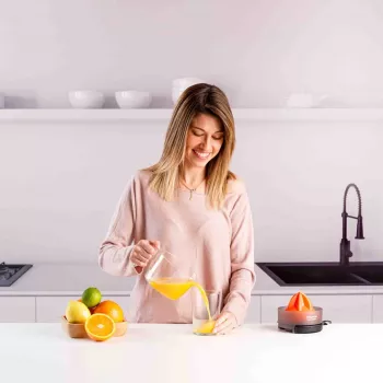Taurus CITRUS COMPACT elektrický lis na citrusy 30 W čierna, oranžová, transparentná