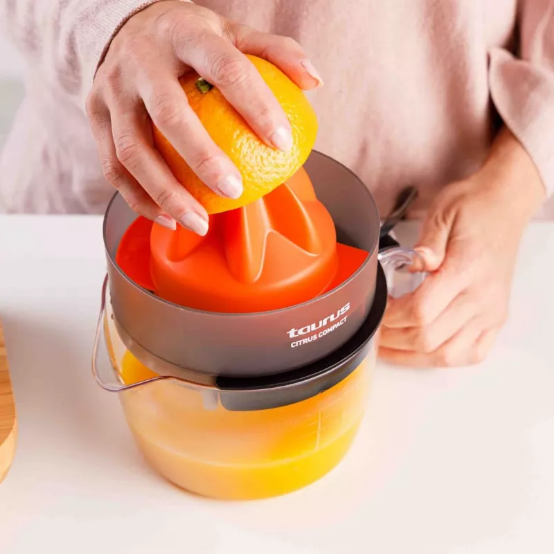 Taurus CITRUS COMPACT elektrický lis na citrusy 30 W čierna, oranžová, transparentná