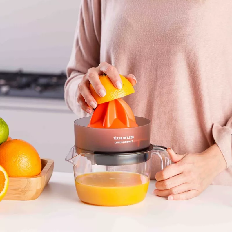 Taurus CITRUS COMPACT elektrický lis na citrusy 30 W čierna, oranžová, transparentná