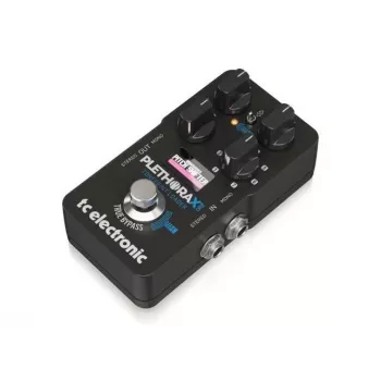 TC Electronic Plethora X1 Neo multi-efektový pedál