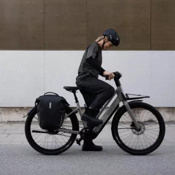 Thule 5477 Shield bočná taška 22L s InLock stredne modrá