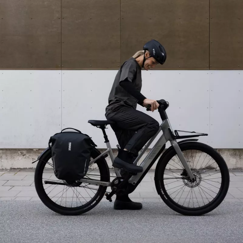 Thule 5477 Shield bočná taška 22L s InLock stredne modrá