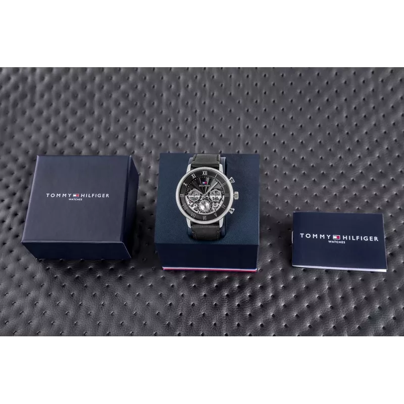 Tommy Hilfiger pánske Damon quartzové nerezové hodinky 40 mm modrý ciferník 1710565