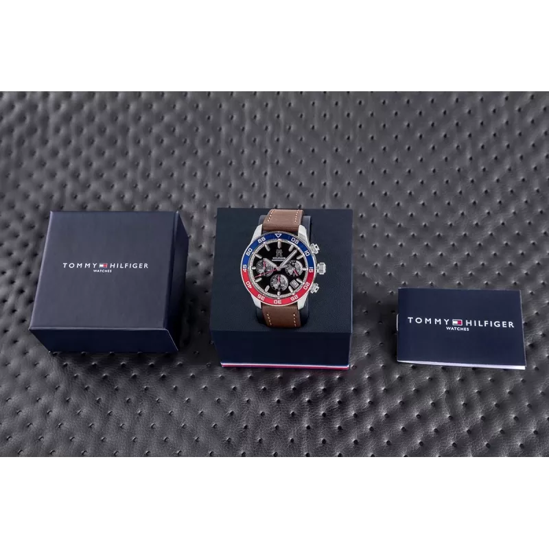 Tommy Hilfiger pánske hodinky Damon Quartz 1792166 40 mm modrý ciferník hnedá koža