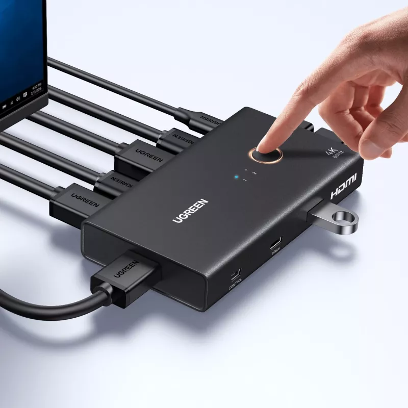 UGREEN HDMI 2.0 KVM prepínač 2-in-1 out
