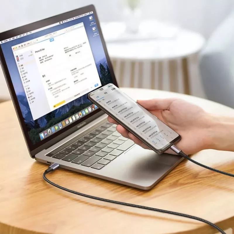 UGREEN US316 USB-C na USB-C kábel 100W 5A 480Mbps 1,5m sivý