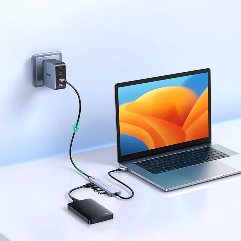 UGREEN USB 3.0 hub 4-portový s 1m káblom - čierny (CM219)