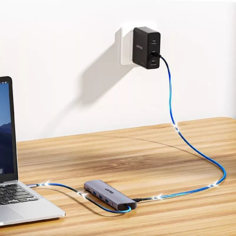 Unitek 4-portový USB 3.0 hub s 30 cm káblom, sivý