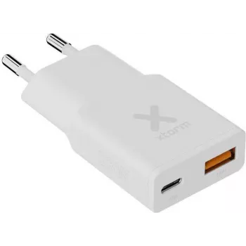 Xtorm Go2 Series SlimLine nástenná nabíjačka 33W 1x USB-C 1x USB-A biela